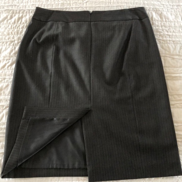 Skirt - Picture 3 of 3